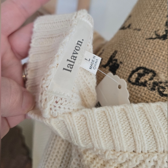 Lalavon NWT Women's Cream and Pink Embroidered V Neck Button Front Sweater Vest - Picture 14 of 14